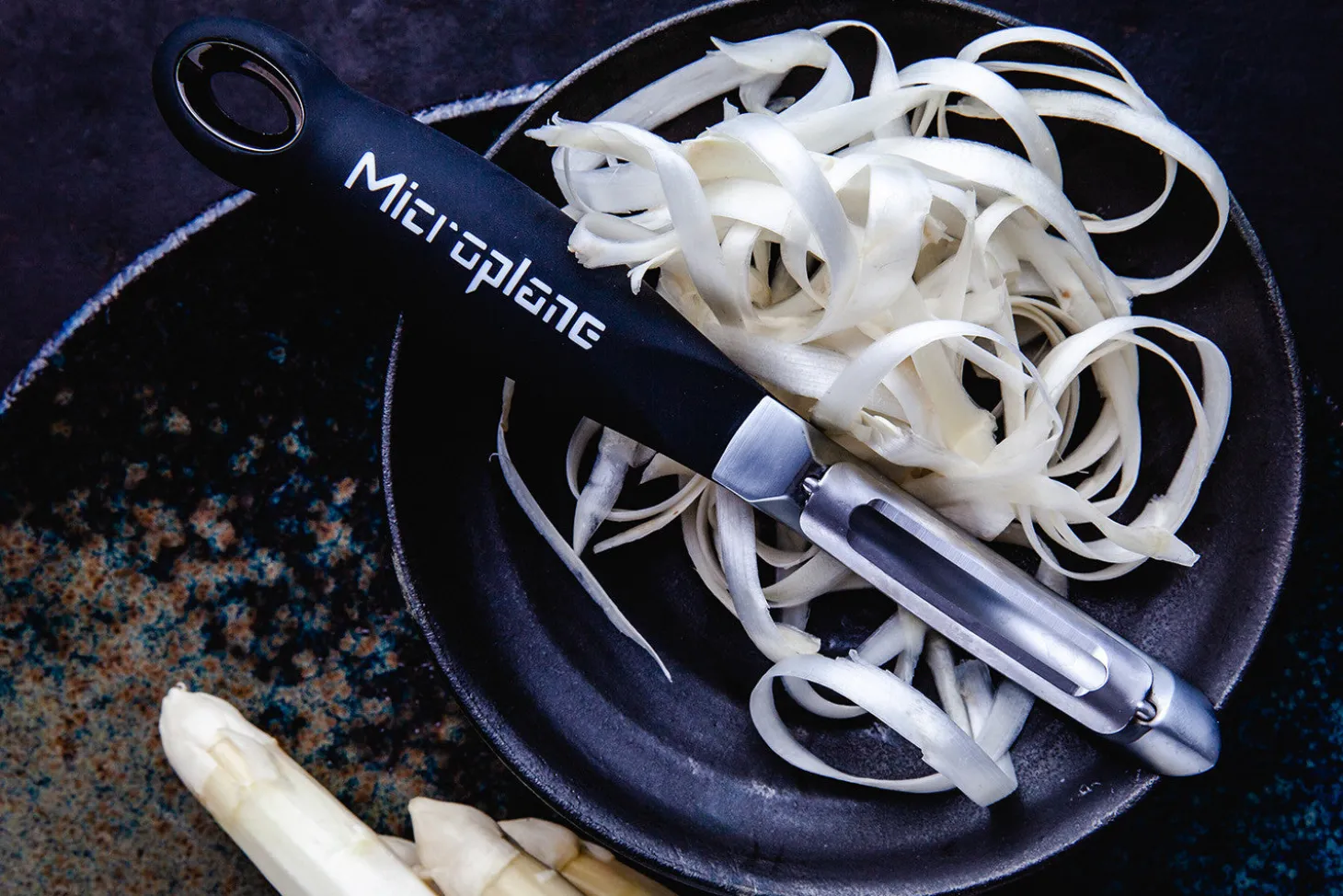 Eplucheur Microplane à lame pivotante acier inox