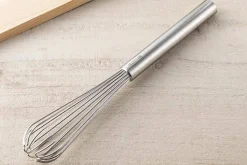 Fouet de cuisine étroit Kai Slim 22,8cm en acier inoxydable 18/8