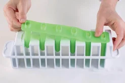 Kit moule à glace Silikomart L'Italiano : 2 moules en silicone et 2 supports en synthétique