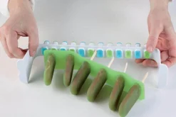 Kit moule à glace Silikomart L'Italiano : 2 moules en silicone et 2 supports en synthétique