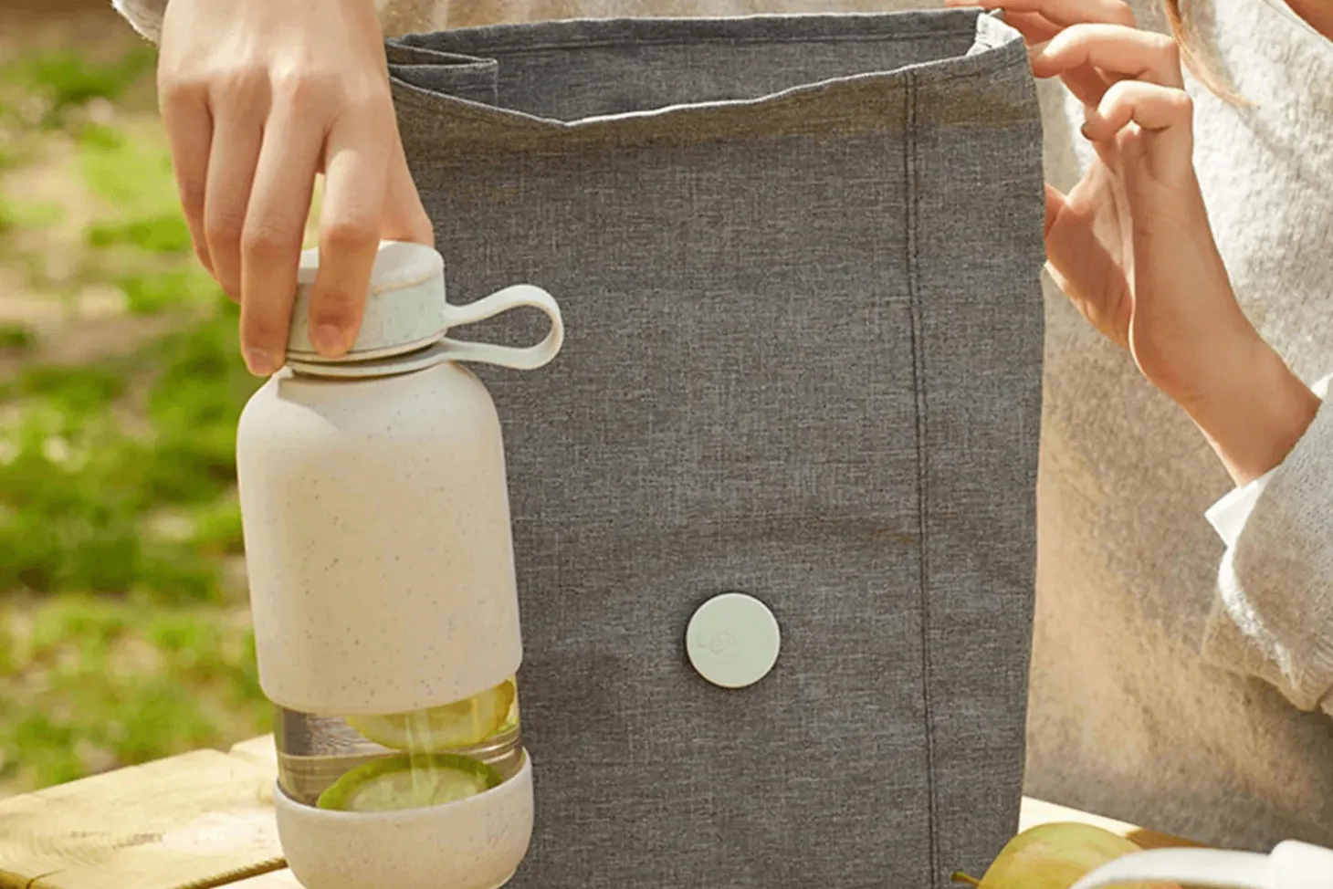 Lunchbag To Go Organic Lékué en matériaux recyclés 20x13cm