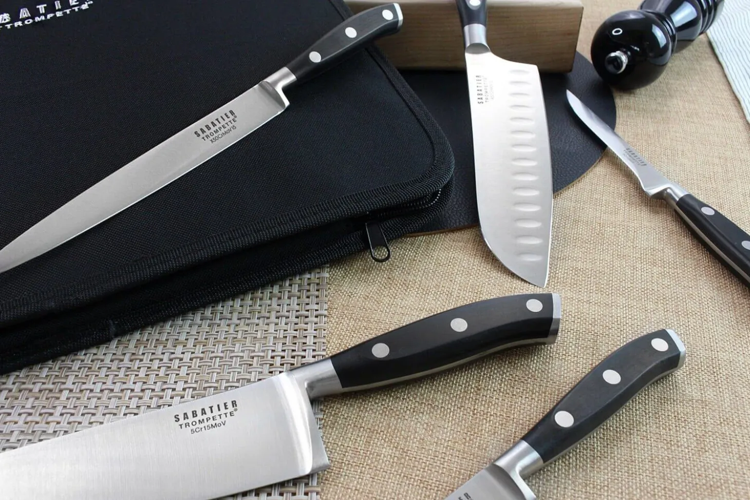 Mallette extra plate 5 couteaux de cuisine Sabatier Trompette Vulcano