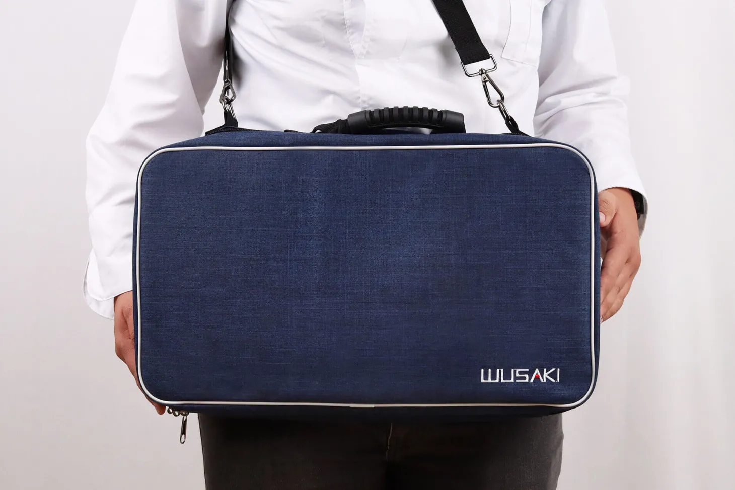 Mallette vide Wusaki bleue pour 21 couteaux et ustensiles + 1 grande poche de rangement