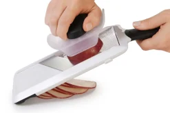 Mandoline à main OXO pour rondelles avec poussoir