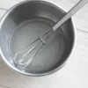 Mini fouet Waam Cosmetics en acier inox 17cm