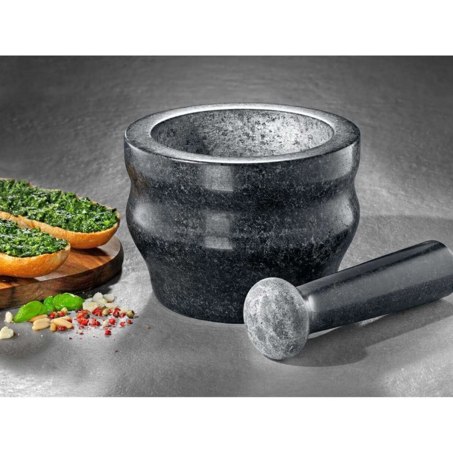 Mortier et pilon Cole & Mason en granit noir élégant - Diamètre 14cm