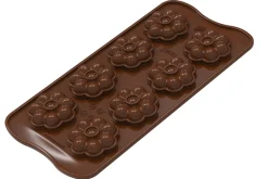 Moule à chocolat en silicone Silikomart 8 fleurs Ø38x12mm