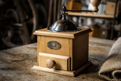 Moulin à café manuel Peugeot Antique en hêtre patiné 21cm