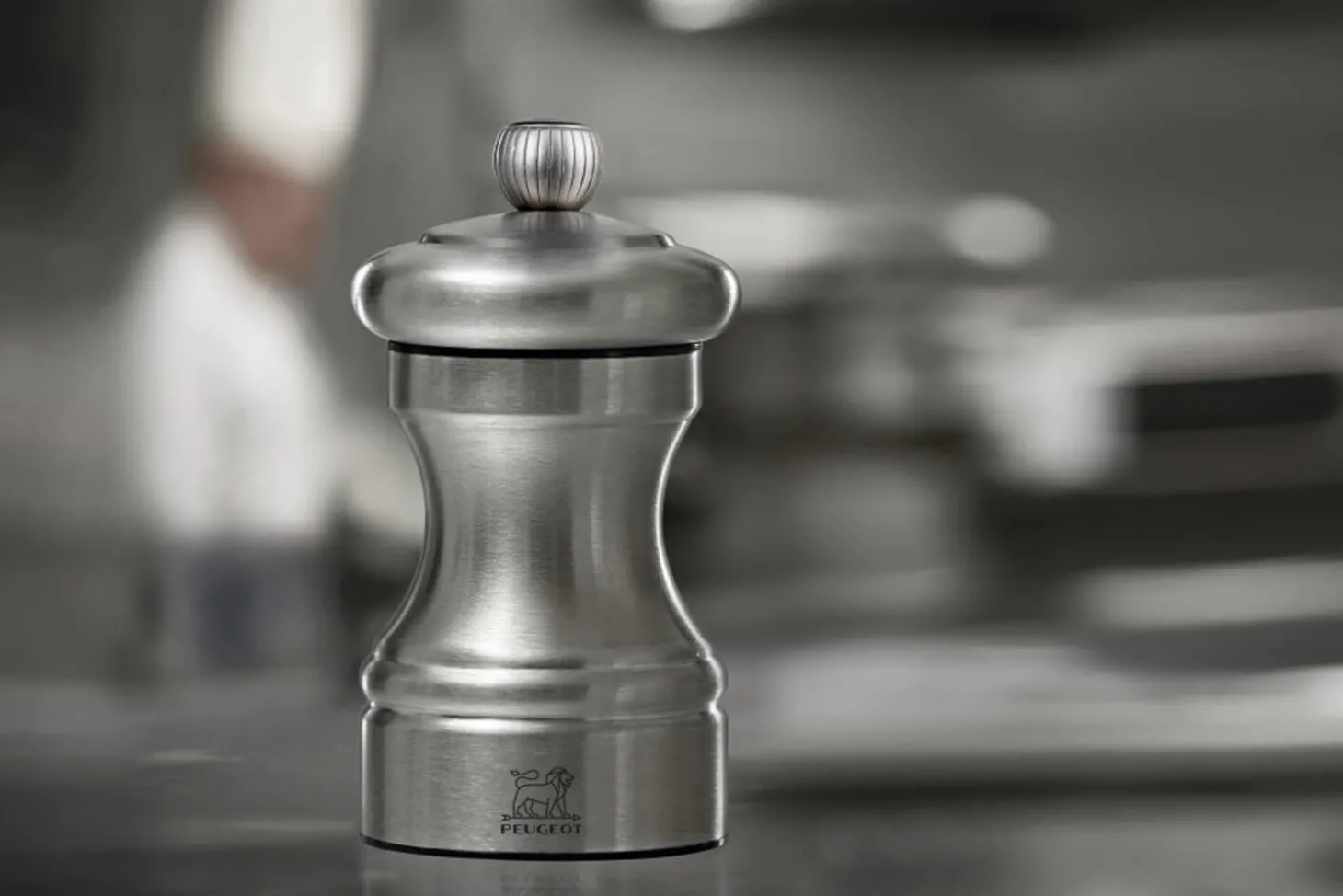 Moulin à poivre manuel Peugeot Bistro Chef en inox 10cm