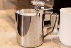 Pichet polyvalent KitchenCraft en acier inoxydable 350ml