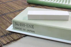 Pierre à aiguiser japonaise Suehiro Debado S 400SNE - Grains 320
