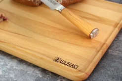 Planche à découper Wusaki en bois de hêtre certifié FSC avec rigole - 40 x 30 x 1,9 cm