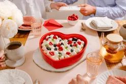 Plat four cœur Peugeot Appolia For You en céramique rouge diamètre 26cm