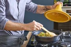 Plat à tajine Peugeot Atlas en céramique jaune safran diamètre 30cm