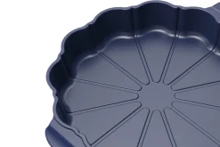 Plat à tarte Cookut Le Formidable avec coupe-tarte myrtille