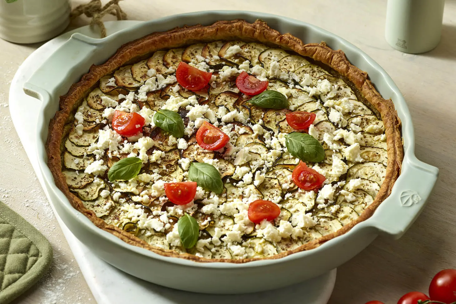 Plat à tarte Peugeot Appolia en céramique vert sauge diamètre 30cm