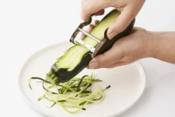 Éplucheur Castor rasoir à julienne en acier inox 11,5cm