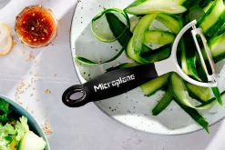 Éplucheur Microplane lame droite en acier inoxydable