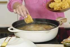 Poêle antiadhérente Cookut La Fabuleuse 8-en-1 meringue