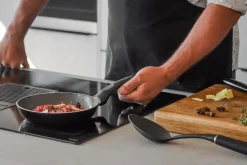Poêle à frire antiadhésive MasterClass Can-to-Pan en aluminium recyclé 20cm