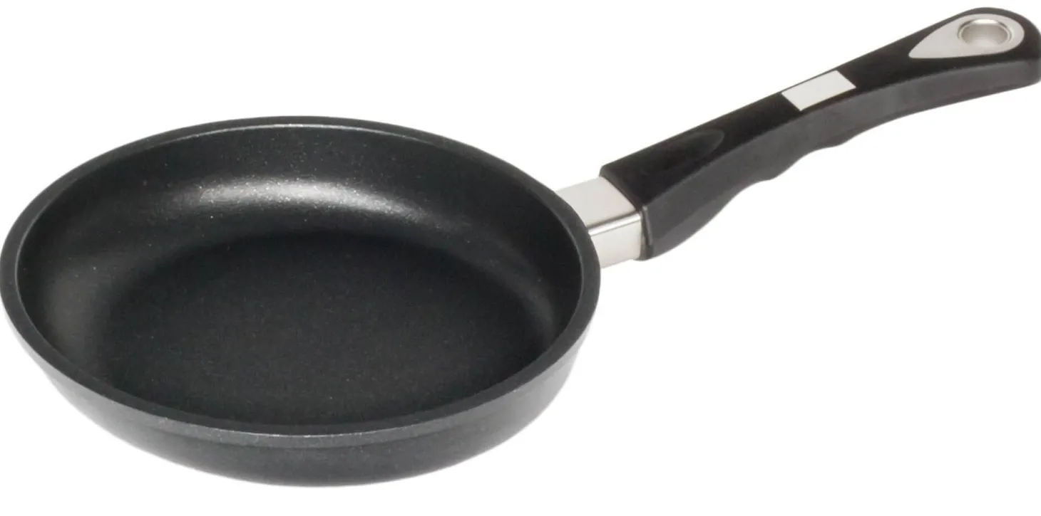 Poêle à frire ronde pro AMT 20cm anti-adhérente