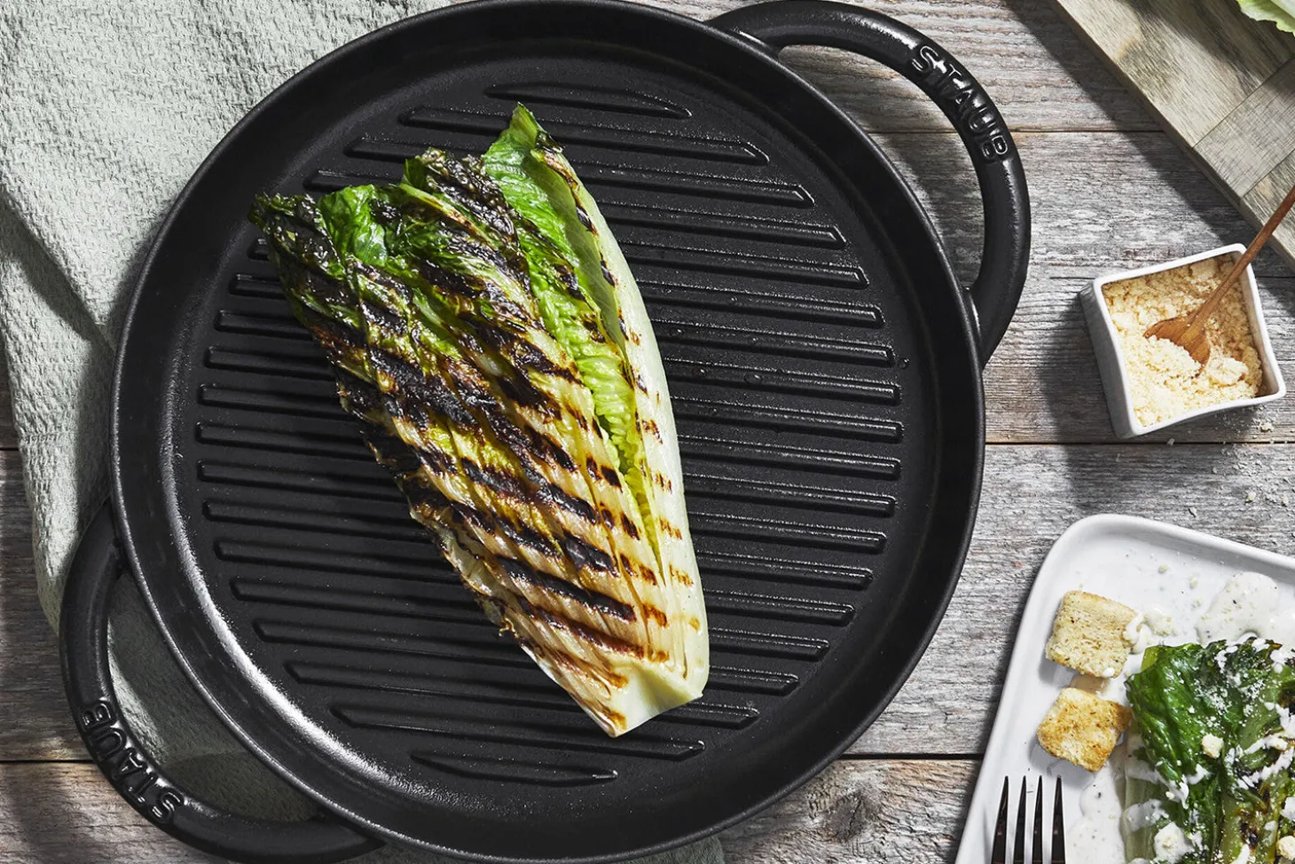 Poêle gril Staub Pure ronde en fonte émaillée noir mat
