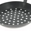Poêle à marrons perforée De Buyer 5490.28 28cm en tôle d'acier bleuie pour cuisson sur braise