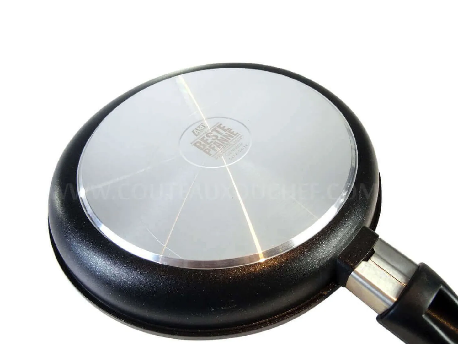 Poêle pro à frire ronde AMT 24cm anti-adhérente + induction