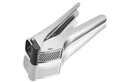 Presse à ail Gefu Garlico acier inox + racloir