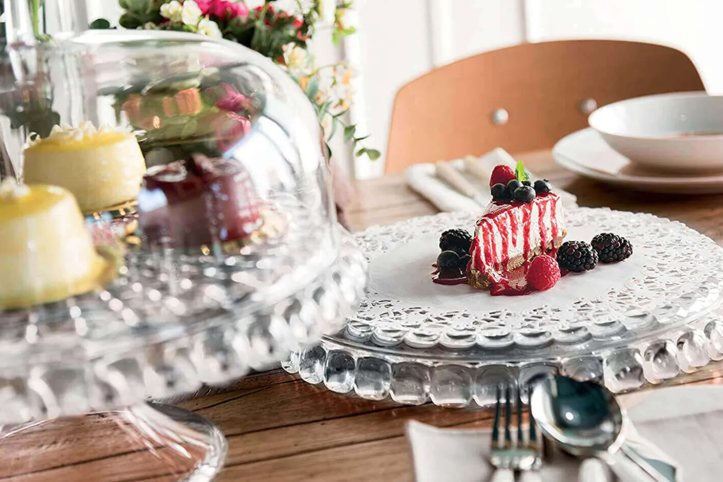 Présentoir à gâteau transparent avec cloche Guzzini Tiffany en acrylique Ø30cm