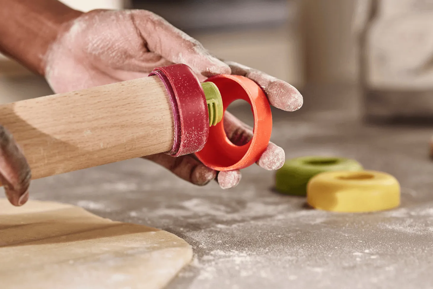 Rouleau à pâtisserie réglable Joseph Joseph PrecisionPin multicolore