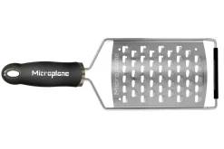 Râpe Microplane Gourmet extra gros grains manche noir