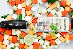 Râpe Microplane Gourmet grains fins manche noir