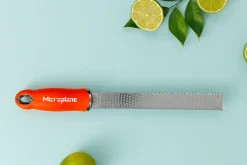 Râpe-Zesteur Microplane Premium Pop of Colour Orange Sanguine - 20,3cm