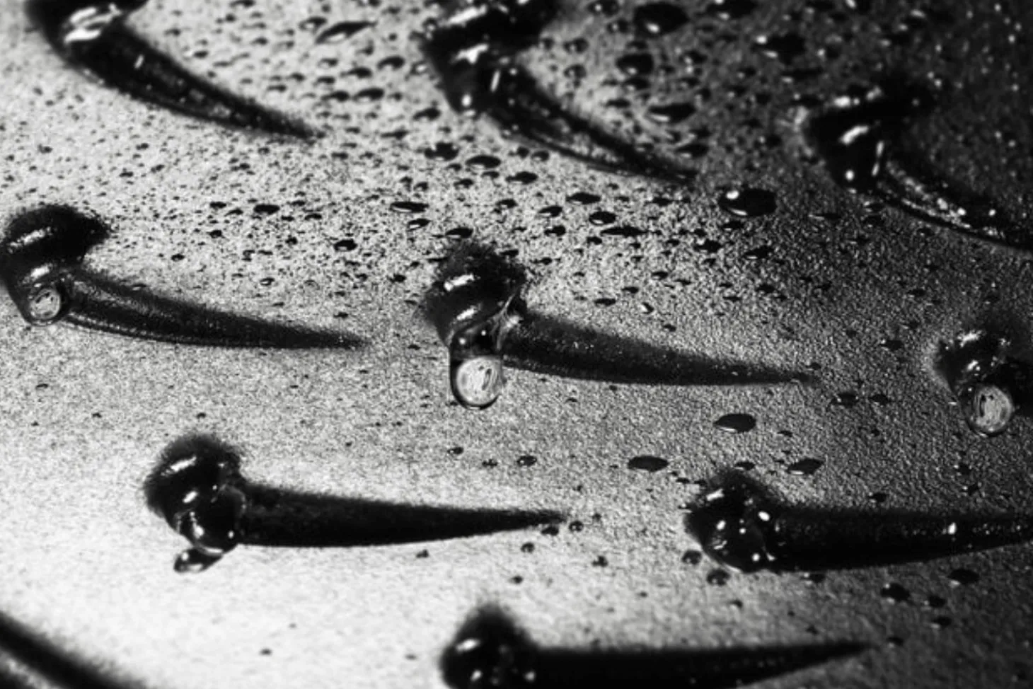 Sauteuse Staub Chistera en fonte émaillée bleu intense
