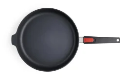 Sauteuse Woll Diamond Lite en fonte d'alumium avec manche amovible