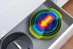 Set de 9 bols/passoires/doseurs Joseph Joseph Nest Plus 9 emboîtables multicolores