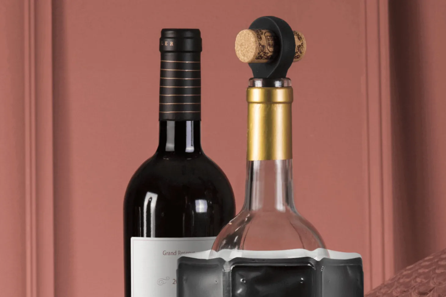 Set de 2 bouchons arrondis Vacu vin noir
