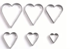 Set de 6 emporte-pièces Livoo inox forme coeur