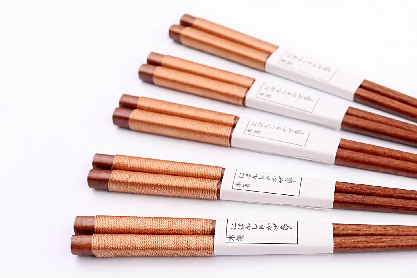 Set de 5 paires de baguettes chinoises Kutoyama en bois 23cm
