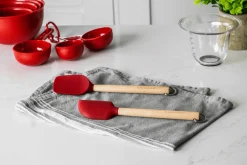 Set de 2 spatules Kitchen Aid en bois de bouleau et silicone rouge