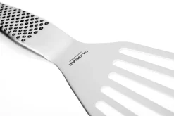 Spatule de cuisine ajourée Global GS27 27cm