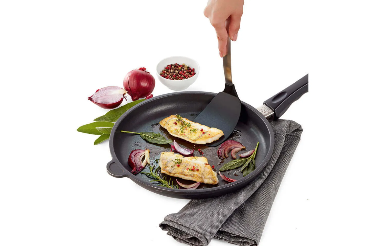 Spatule flexible Triangle série 1946 nylon et acier inoxydable 33cm