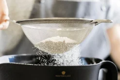 Tamis rond MasterClass à mailles fines en acier inoxydable 20,5cm