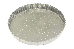 Tourtière ronde cannelée perforée Gobel fer blanc fond fixe