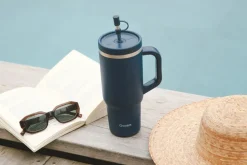 Travel cup isotherme Qwetch Matt inox recyclé 900ml – 8 coloris