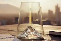 Verre à spiritueux long Alaskan Maker Topographic Mont Fuji en verre cristallin